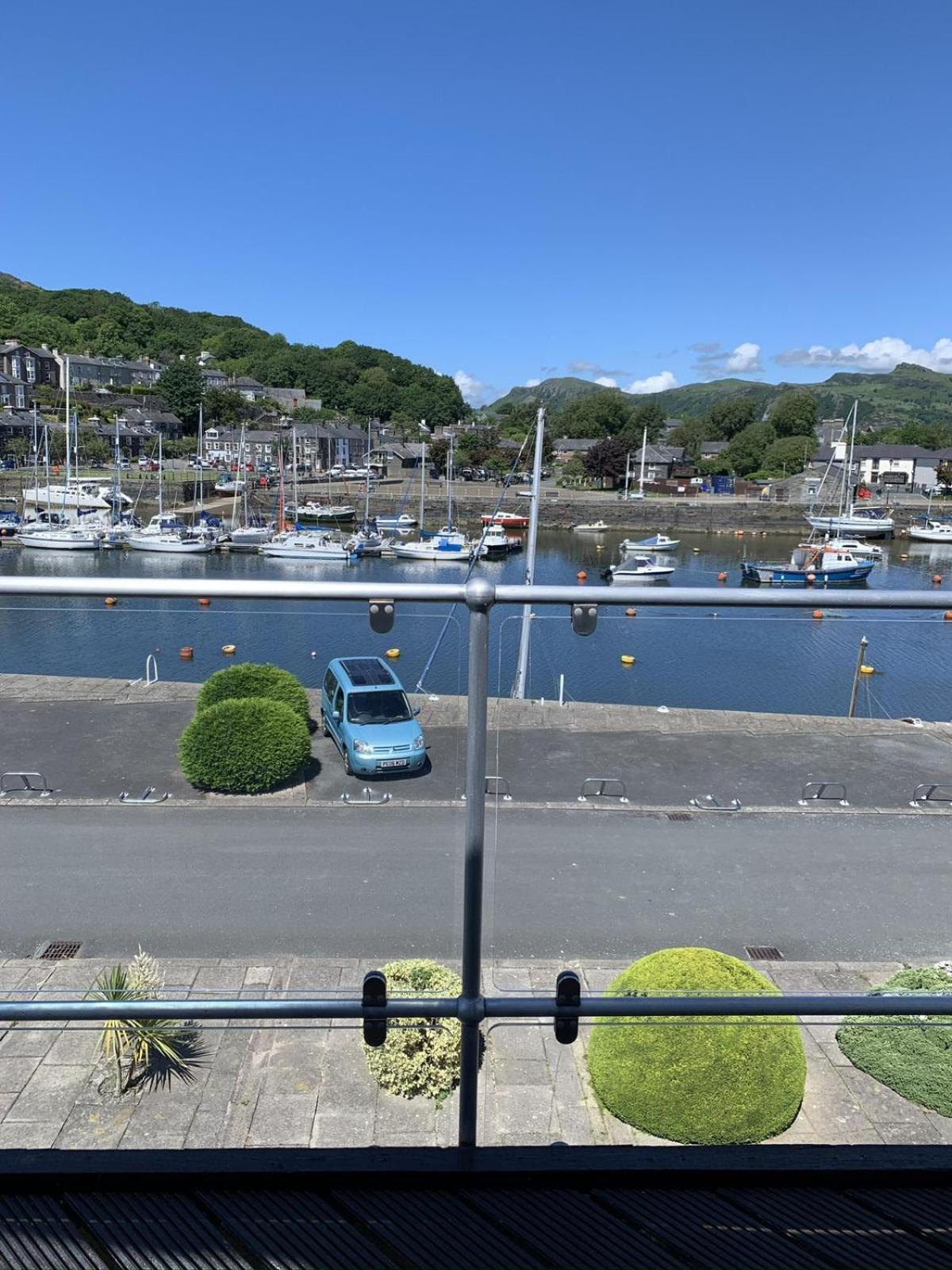 Harbour Haven: Spectacular Views Porthmadog Exterior foto